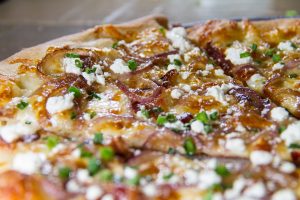 Caramellato pizza wtih red caramelized onions